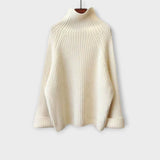 Lucy - Krémszínű kötött szett mellénnyel