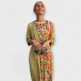 Elveria - Bézs maxikleid passendes Cardigan-nal