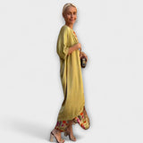 Elveria - Bézs maxikleid passendes Cardigan-nal